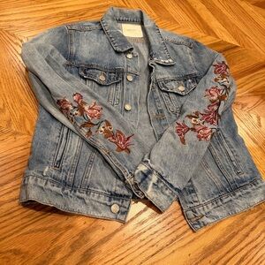 Lucky Brand Floral Embroidered Denim Jacket – Size XS